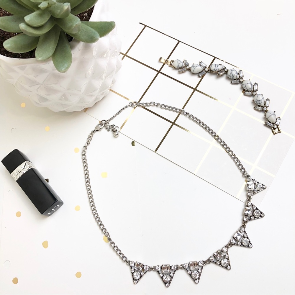 Statement necklace